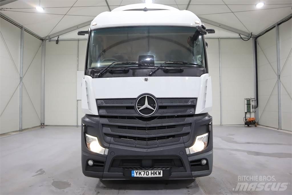 Mercedes-Benz Actros 2545 Conventional Trucks / Tractor Trucks