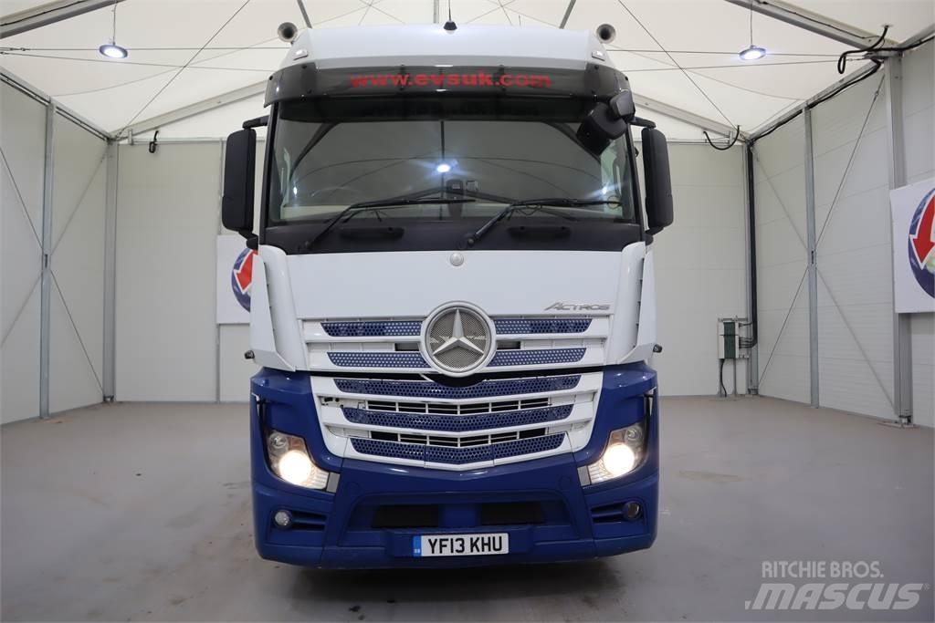 Mercedes-Benz Actros 2545 Conventional Trucks / Tractor Trucks