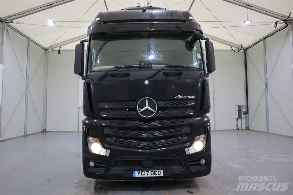 Mercedes-Benz ACTROS 2545 Conventional Trucks / Tractor Trucks