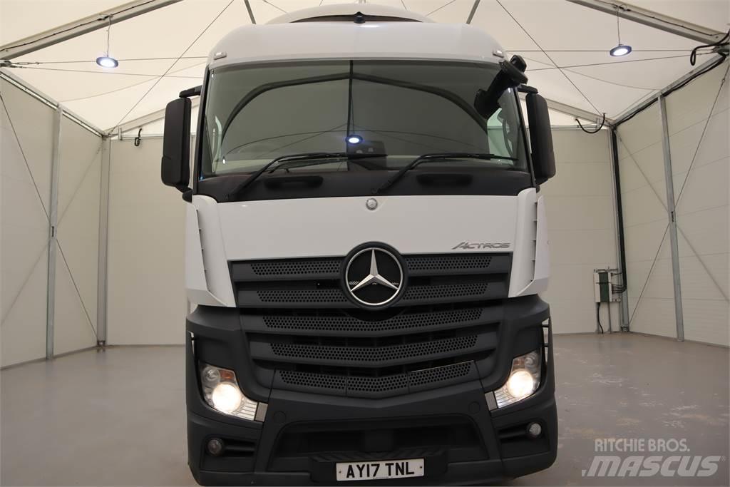 Mercedes-Benz ACTROS 2545 Conventional Trucks / Tractor Trucks