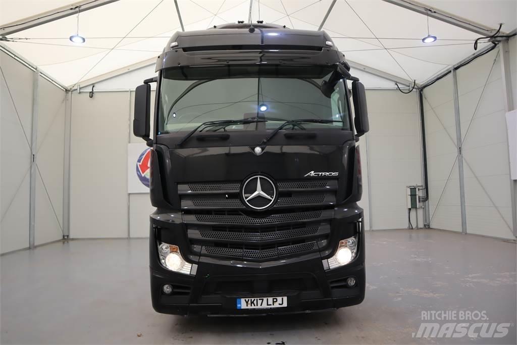 Mercedes-Benz ACTROS 2545 Conventional Trucks / Tractor Trucks