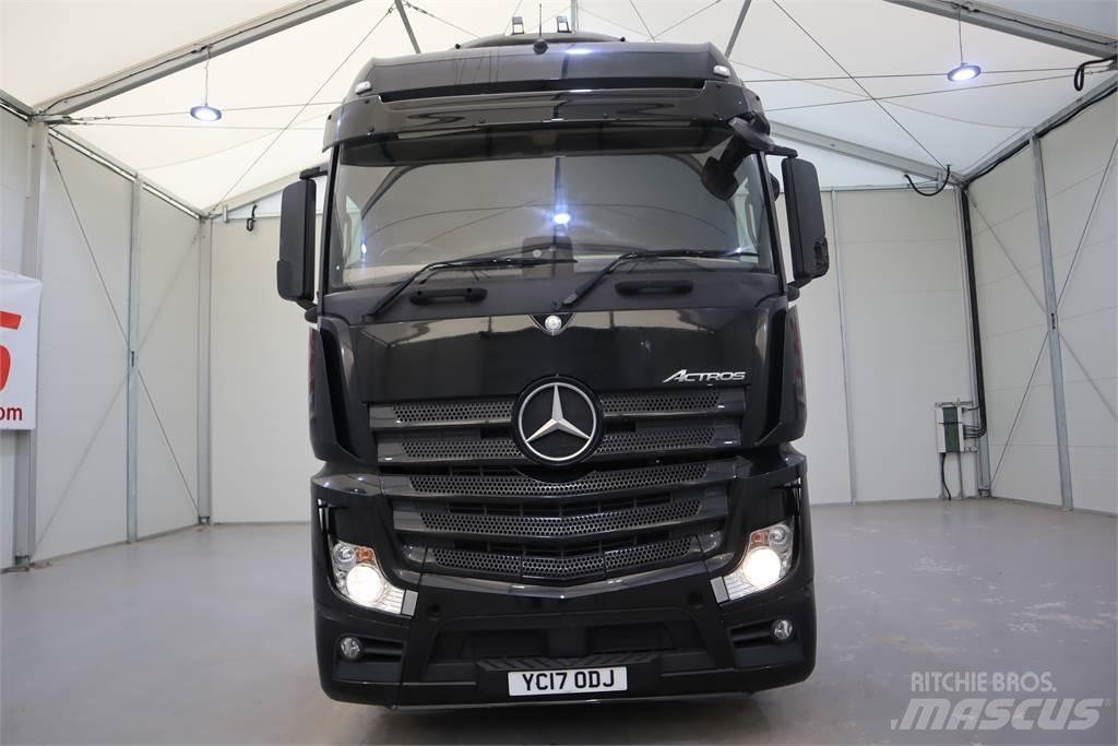 Mercedes-Benz ACTROS 2545 Conventional Trucks / Tractor Trucks