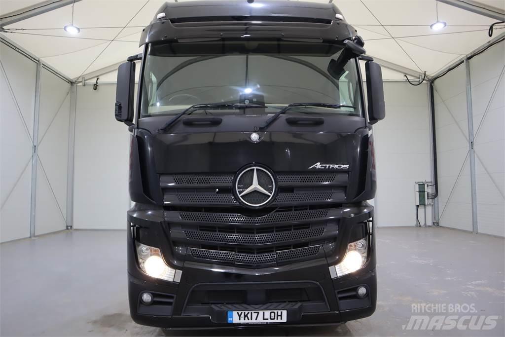 Mercedes-Benz ACTROS 2545 Conventional Trucks / Tractor Trucks