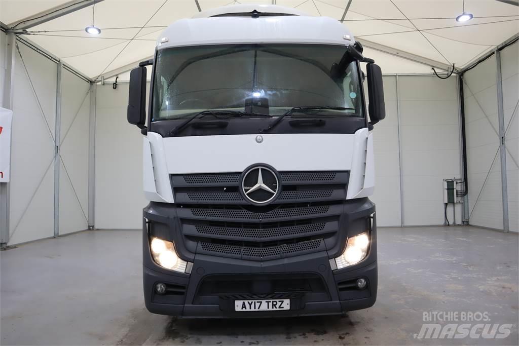 Mercedes-Benz ACTROS 2545 Conventional Trucks / Tractor Trucks