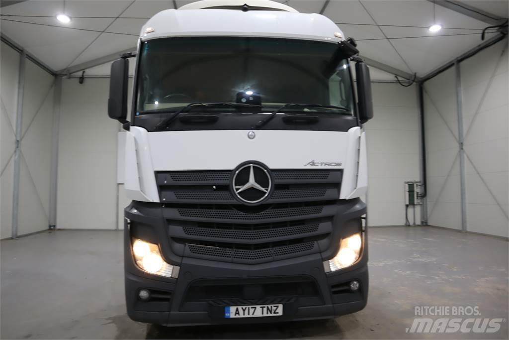 Mercedes-Benz ACTROS 2545 Conventional Trucks / Tractor Trucks