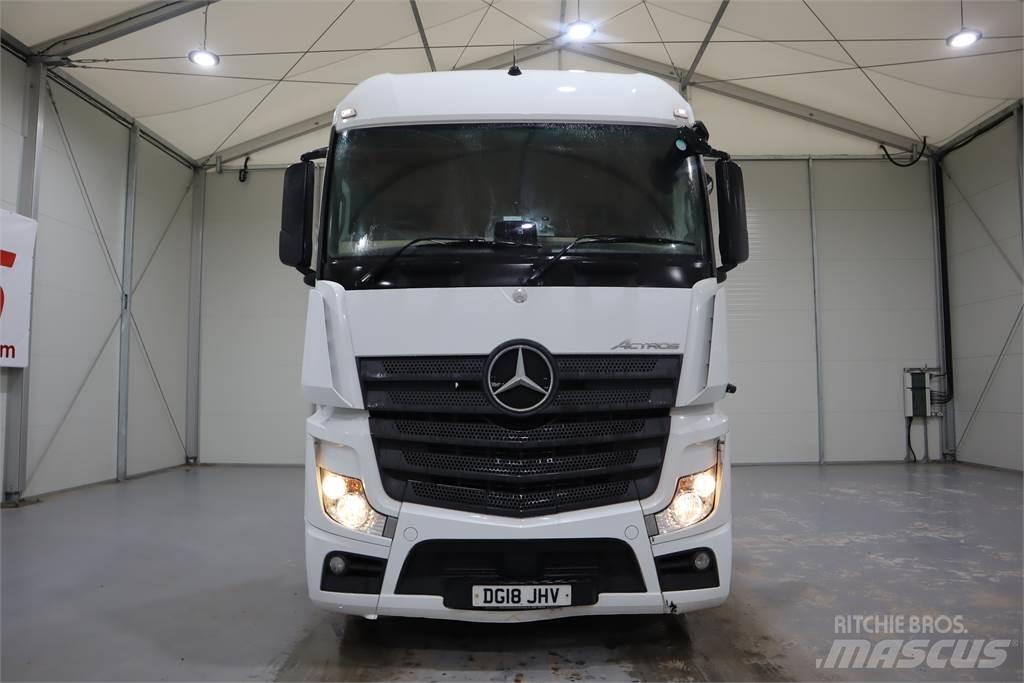 Mercedes-Benz Actros 2545 Conventional Trucks / Tractor Trucks