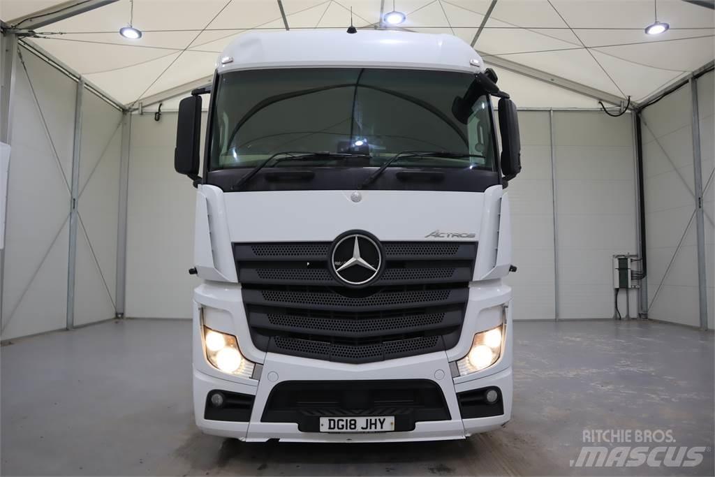 Mercedes-Benz Actros 2545 Conventional Trucks / Tractor Trucks