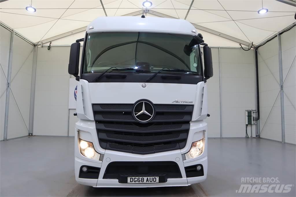 Mercedes-Benz ACTROS 2545 Conventional Trucks / Tractor Trucks