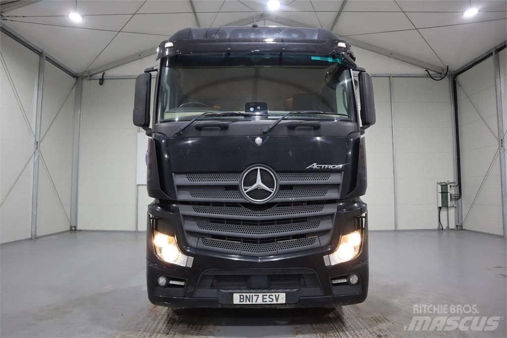 Mercedes-Benz ACTROS 2545 Conventional Trucks / Tractor Trucks