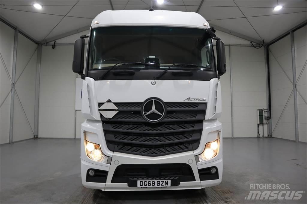 Mercedes-Benz ACTROS 2545 Conventional Trucks / Tractor Trucks