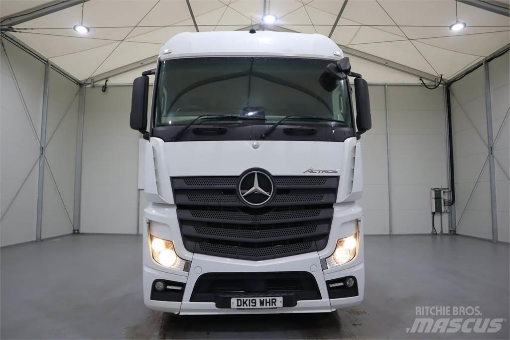 Mercedes-Benz ACTROS 2545 Conventional Trucks / Tractor Trucks