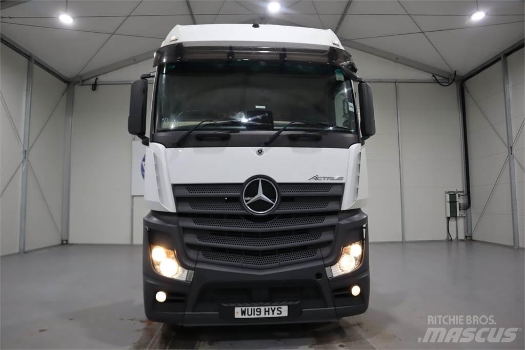 Mercedes-Benz ACTROS 2545 Conventional Trucks / Tractor Trucks