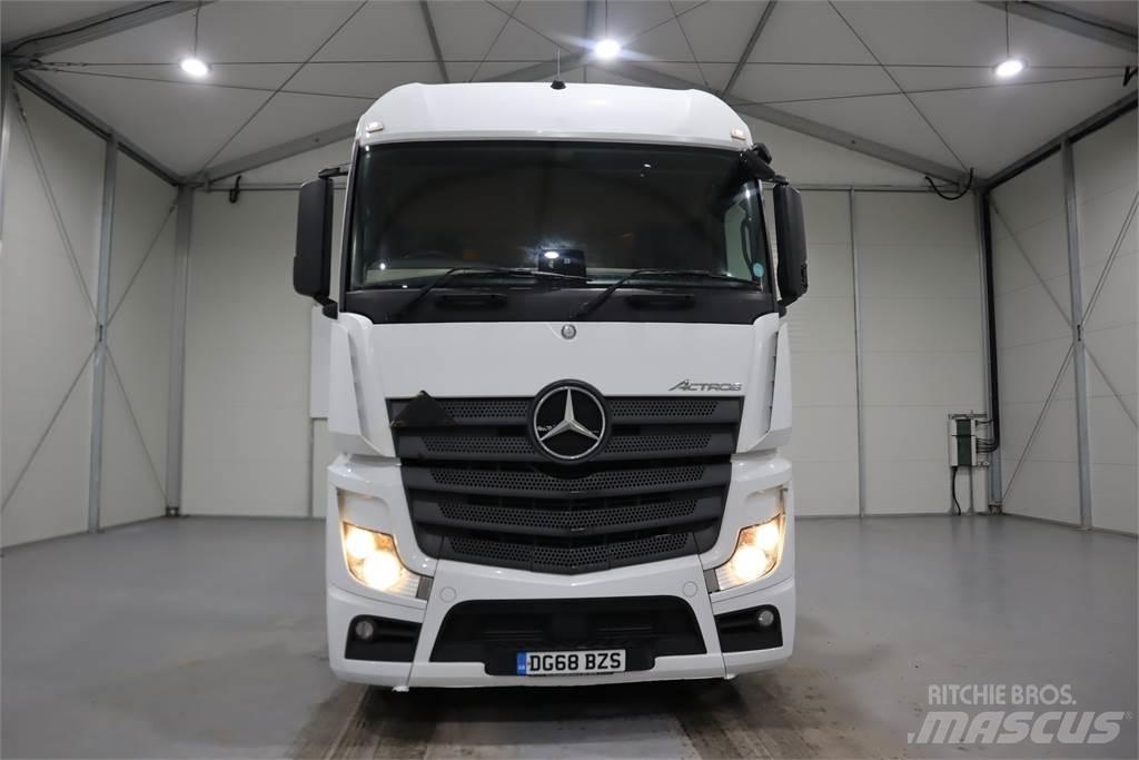 Mercedes-Benz ACTROS 2545 Conventional Trucks / Tractor Trucks