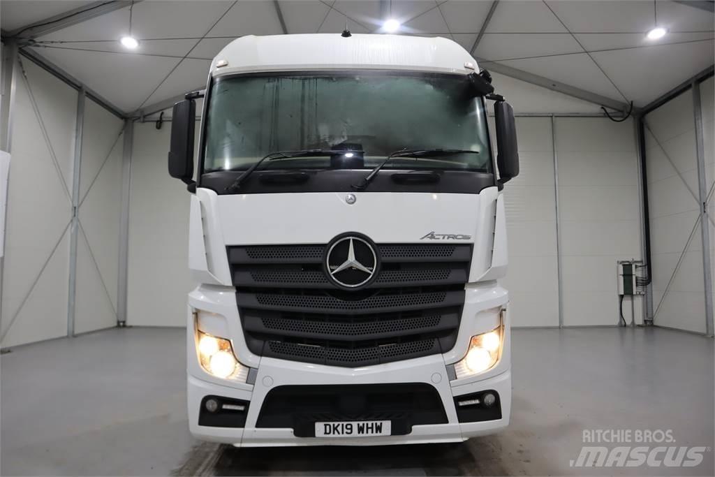 Mercedes-Benz ACTROS 2545 Conventional Trucks / Tractor Trucks