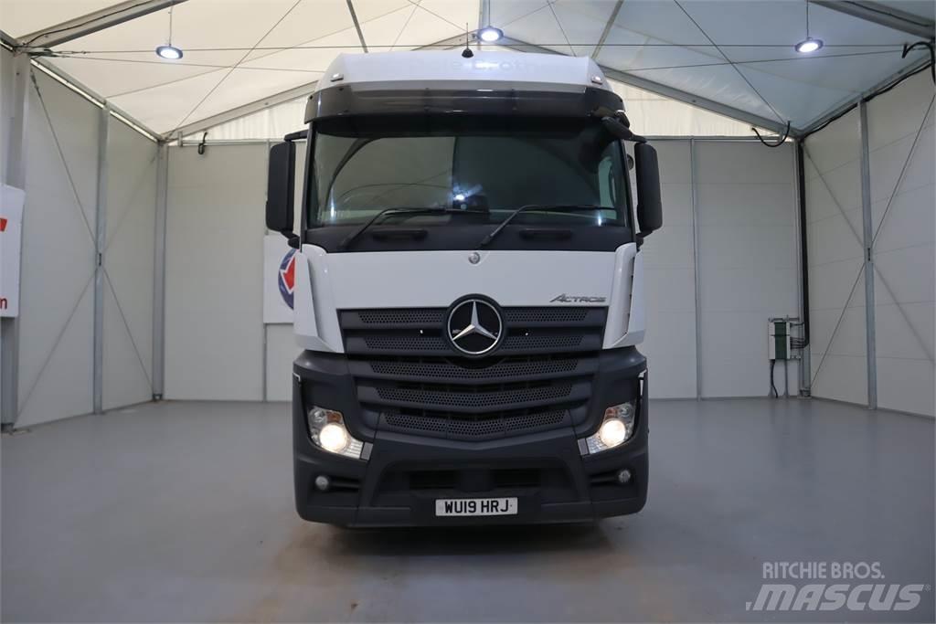Mercedes-Benz ACTROS 2545 Conventional Trucks / Tractor Trucks