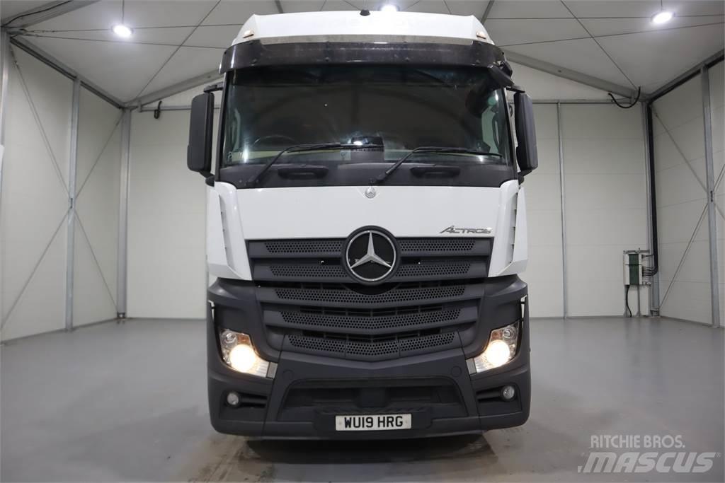 Mercedes-Benz ACTROS 2545 Conventional Trucks / Tractor Trucks