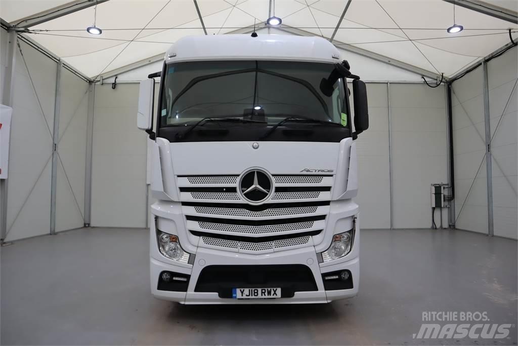 Mercedes-Benz ACTROS 2546 Conventional Trucks / Tractor Trucks