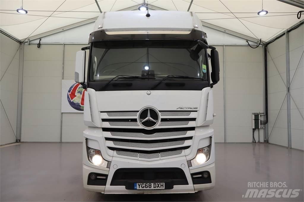 Mercedes-Benz Actros 2546 Conventional Trucks / Tractor Trucks