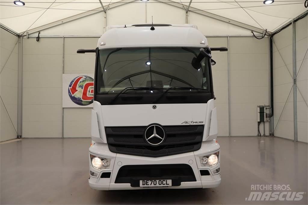 Mercedes-Benz Actros 2546 Conventional Trucks / Tractor Trucks
