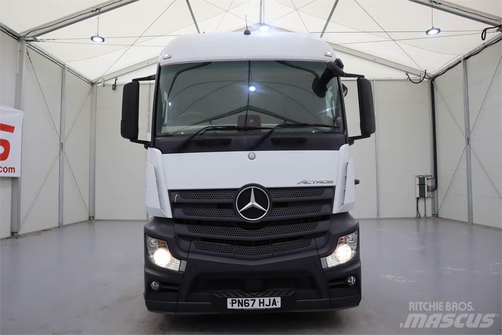 Mercedes-Benz ACTROS 2546 Conventional Trucks / Tractor Trucks