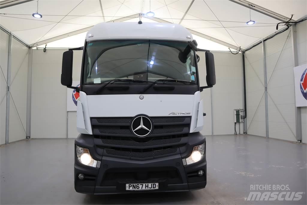 Mercedes-Benz ACTROS 2546 Conventional Trucks / Tractor Trucks