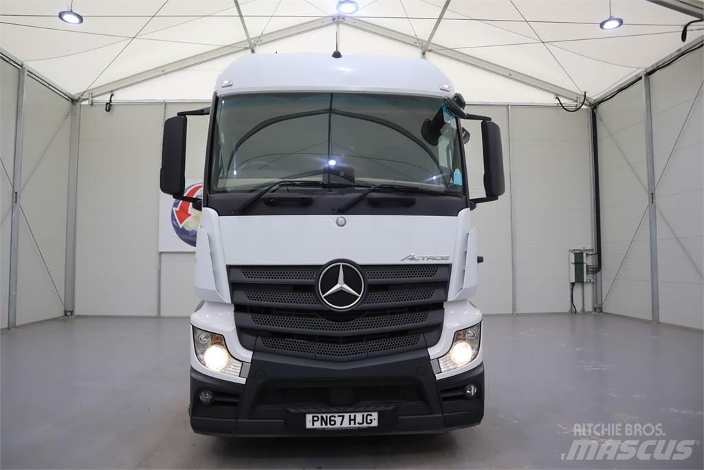 Mercedes-Benz ACTROS 2546 Conventional Trucks / Tractor Trucks