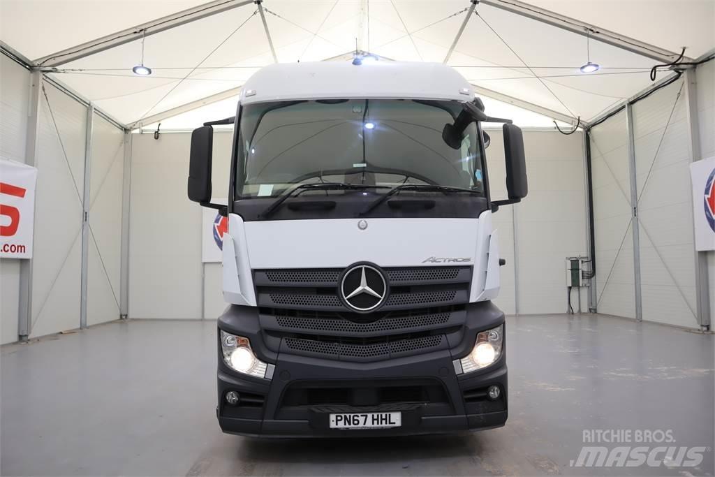 Mercedes-Benz ACTROS 2546 Conventional Trucks / Tractor Trucks