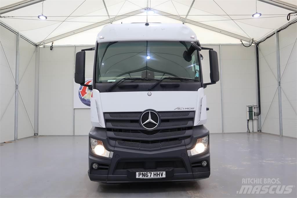 Mercedes-Benz ACTROS 2546 Conventional Trucks / Tractor Trucks