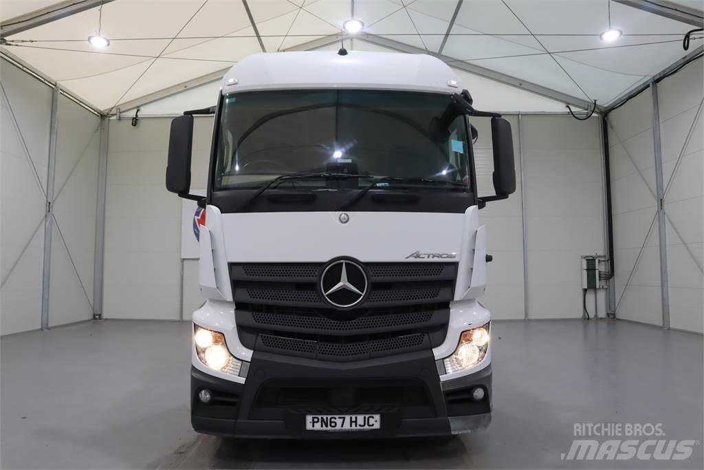 Mercedes-Benz ACTROS 2546 Conventional Trucks / Tractor Trucks