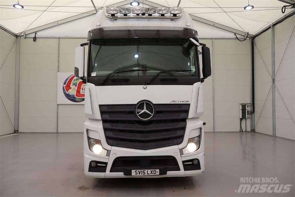 Mercedes-Benz Actros 2548 Conventional Trucks / Tractor Trucks