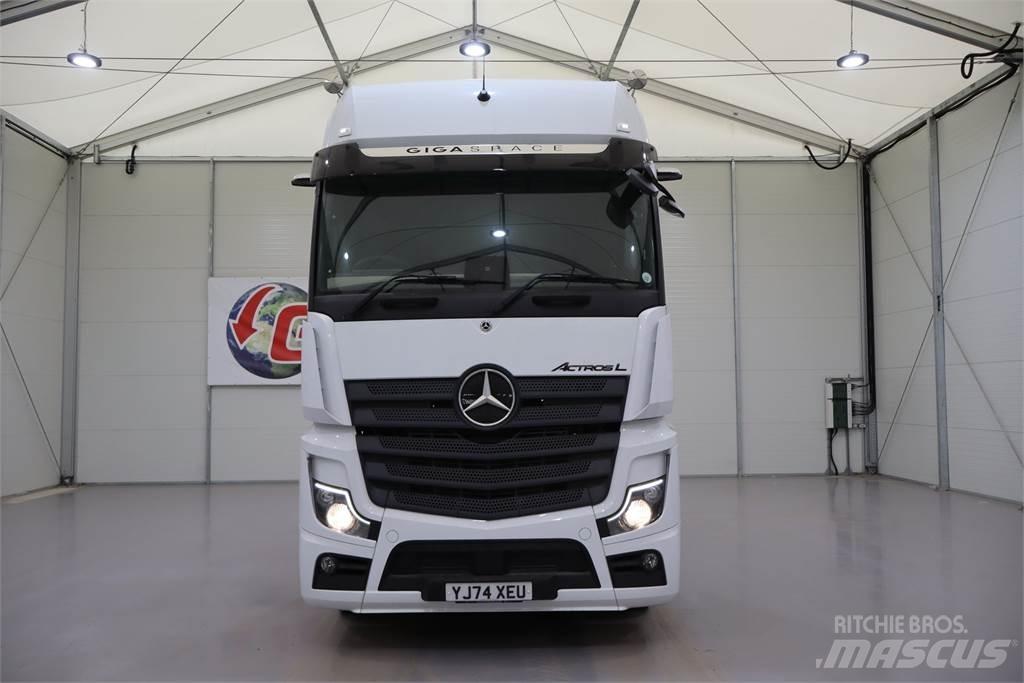 Mercedes-Benz ACTROS 2553 Conventional Trucks / Tractor Trucks