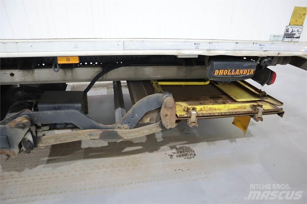 Mercedes-Benz Antos 1824 Refrigerated Containers