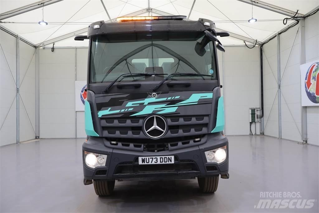 Mercedes-Benz AROCS 3240 Dump Trucks