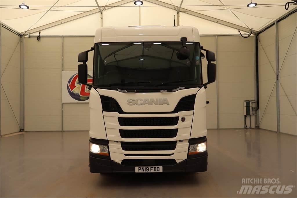 Scania R 450 Conventional Trucks / Tractor Trucks