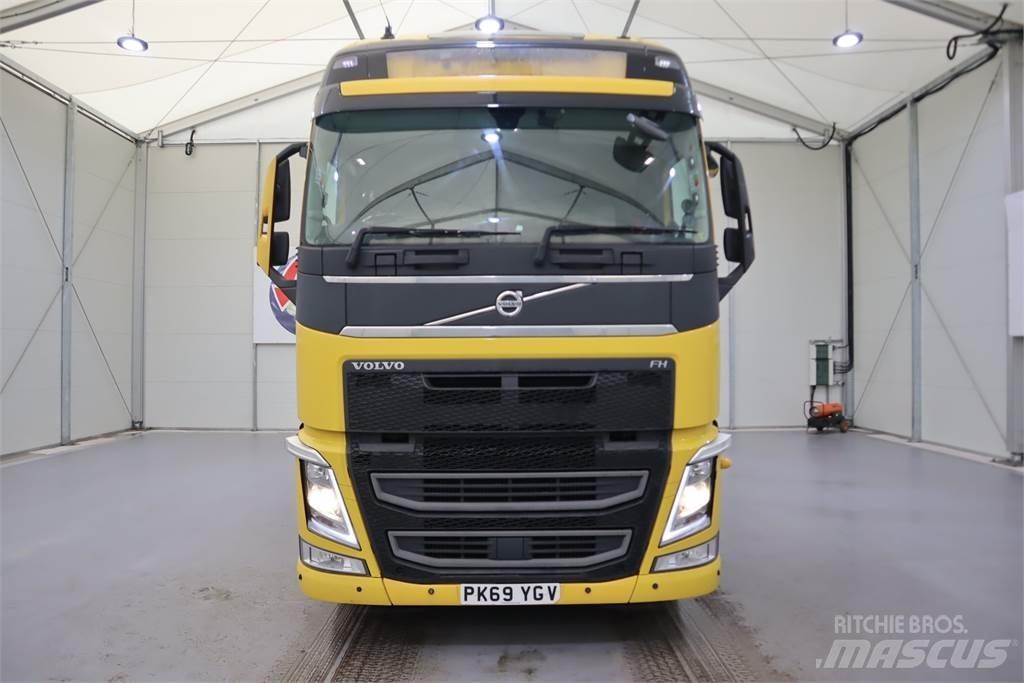 Volvo FH460 Conventional Trucks / Tractor Trucks
