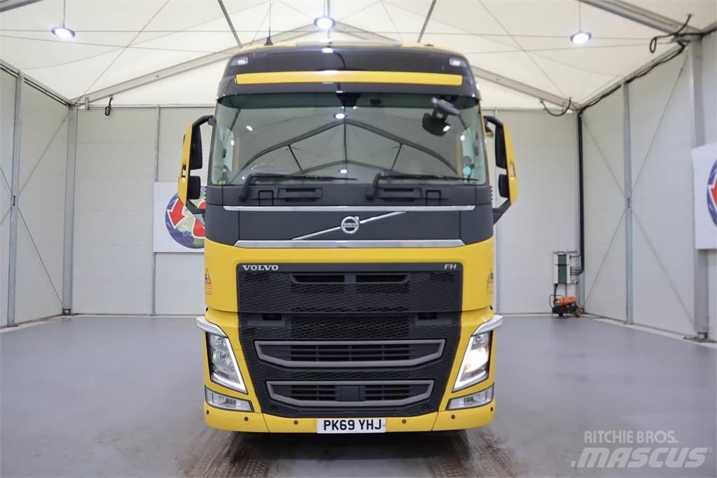 Volvo FH460 Conventional Trucks / Tractor Trucks