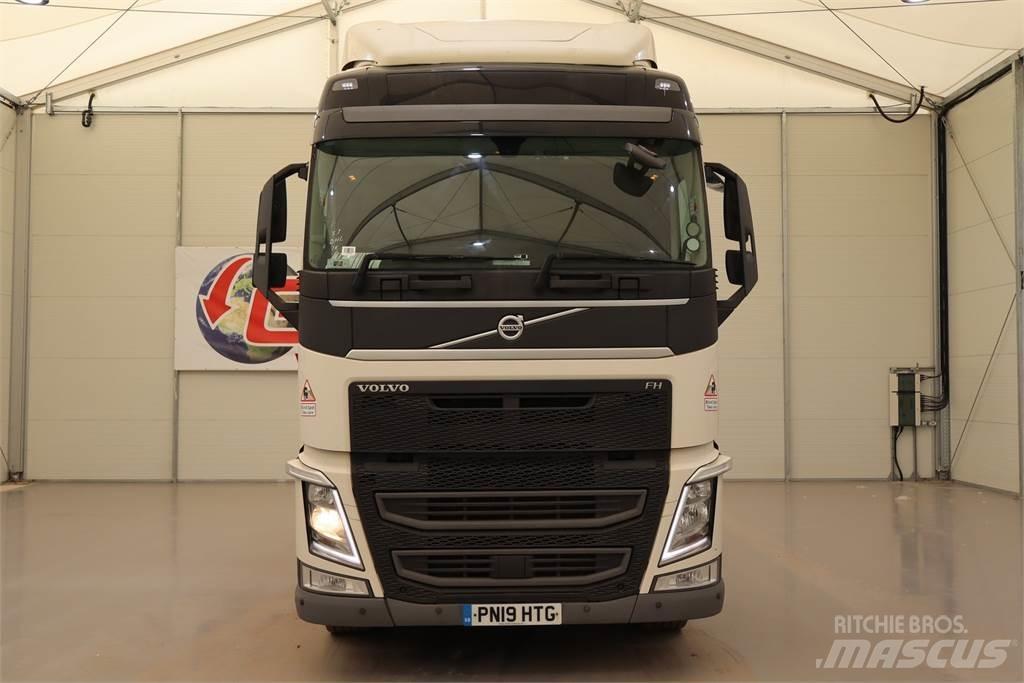 Volvo FH460 Conventional Trucks / Tractor Trucks