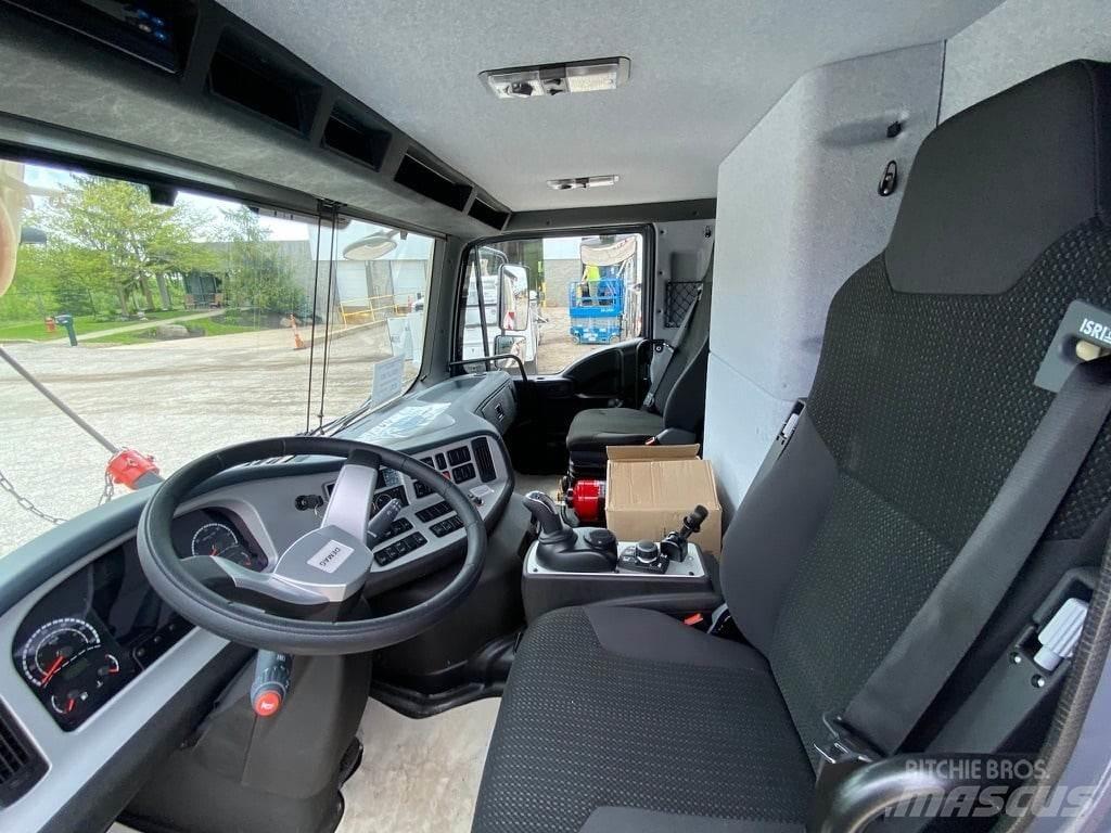 Demag AC 130-5 Mobile and all terrain cranes
