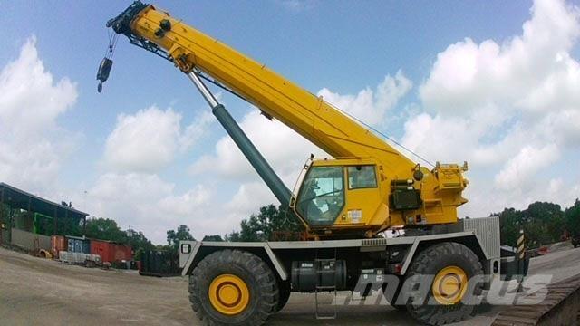 Grove RT 9130E-2 Rough Terrain Cranes