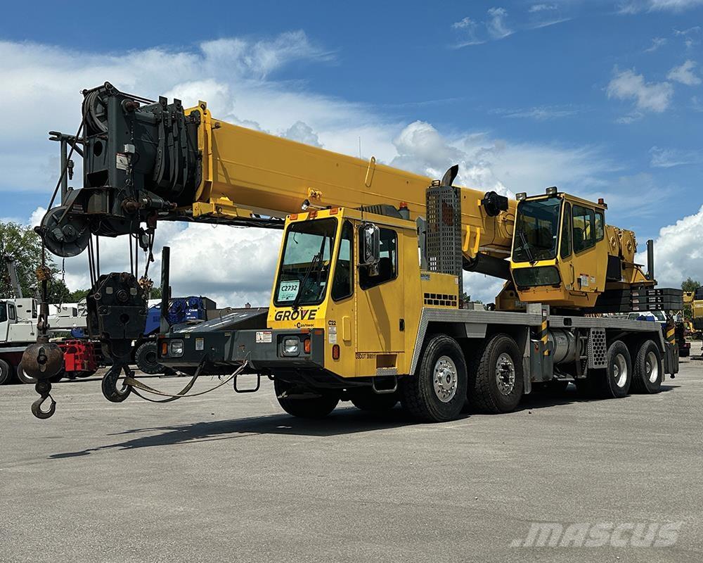 Grove TMS700E Mobile and all terrain cranes