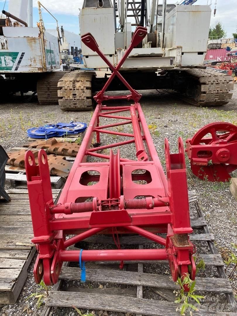 Manitowoc #134 Booms and dippers
