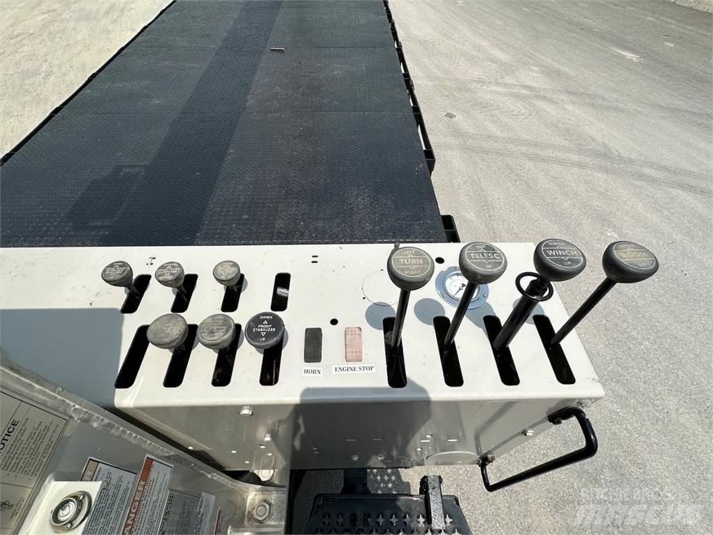 National 8100D Boom / Crane / Bucket Trucks