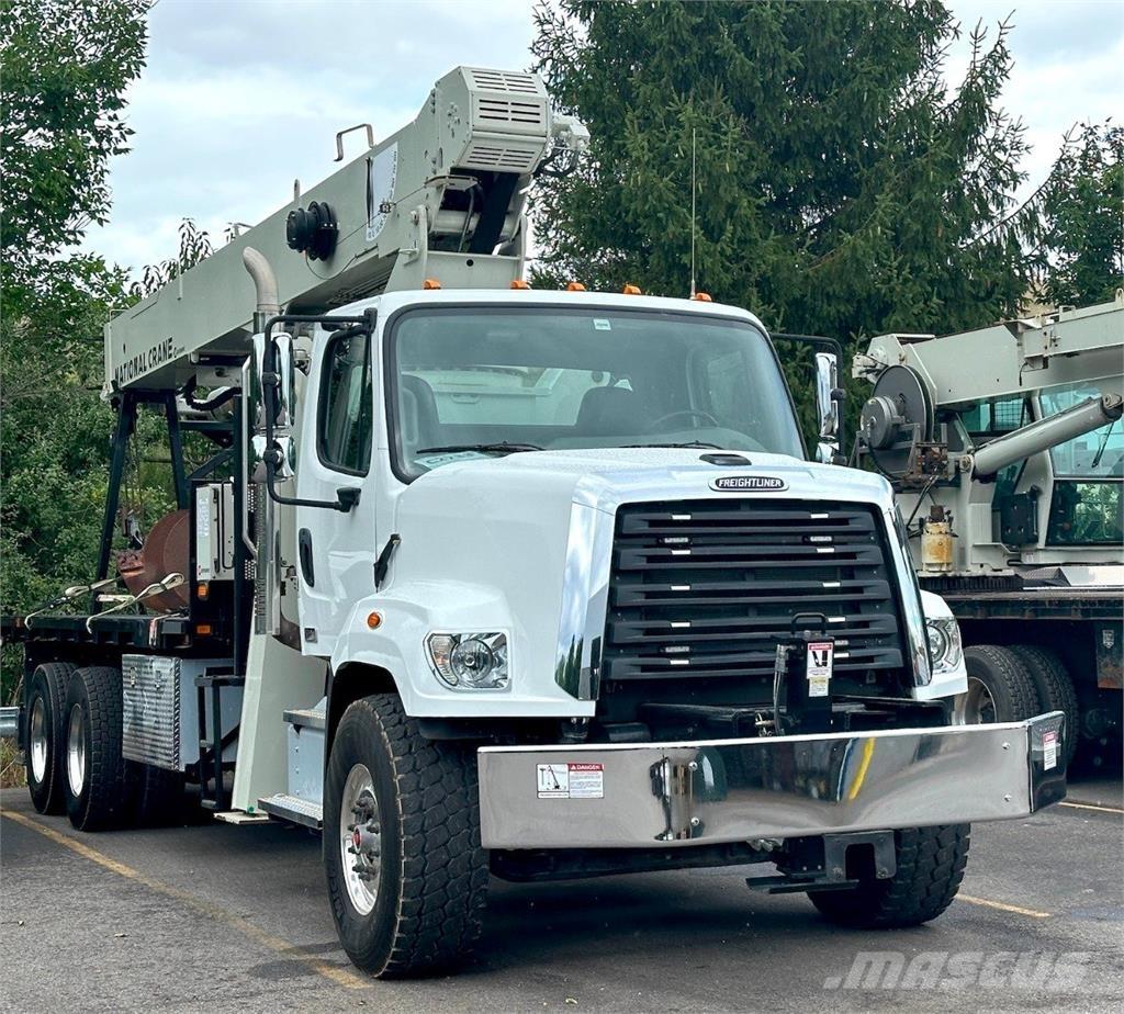 National 900A Boom / Crane / Bucket Trucks
