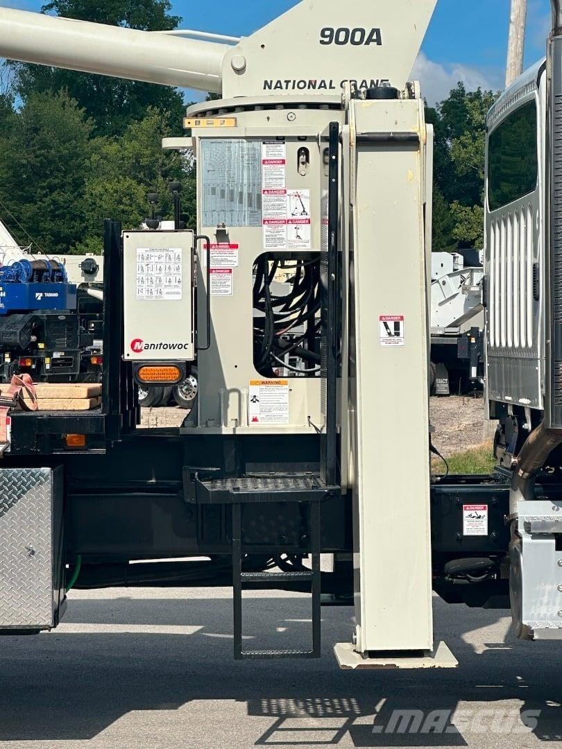 National 900A Boom / Crane / Bucket Trucks