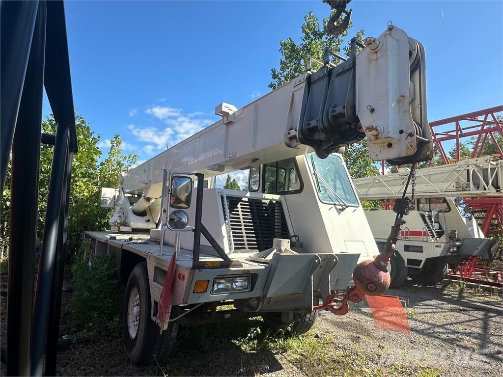Terex T 230 Mobile and all terrain cranes