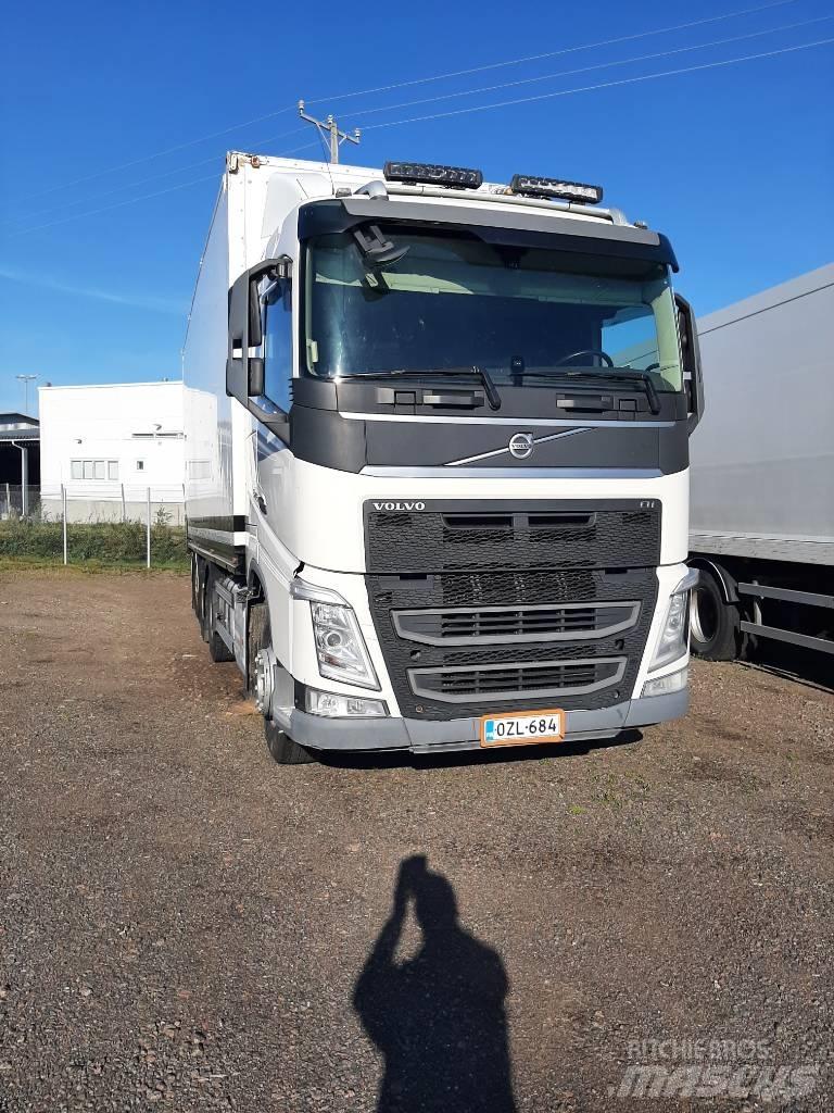 Volvo FH 13 Wood Chippers