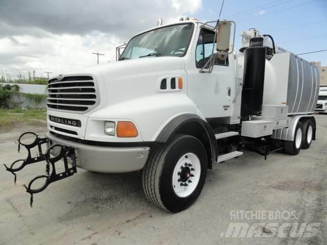 Sterling LT 9500 Vacuum Trucks