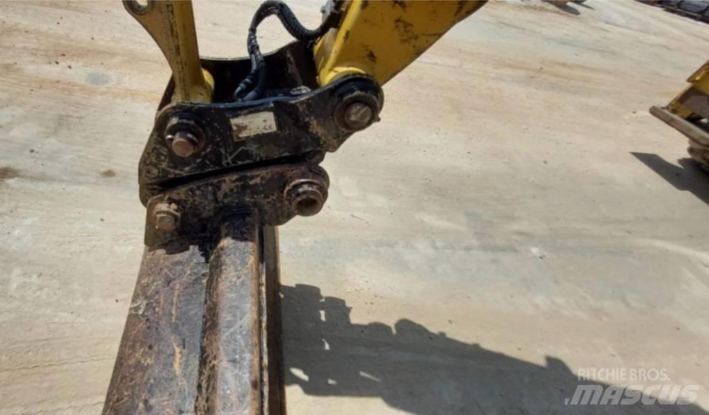 CAT 432 F2 Backhoe Loaders