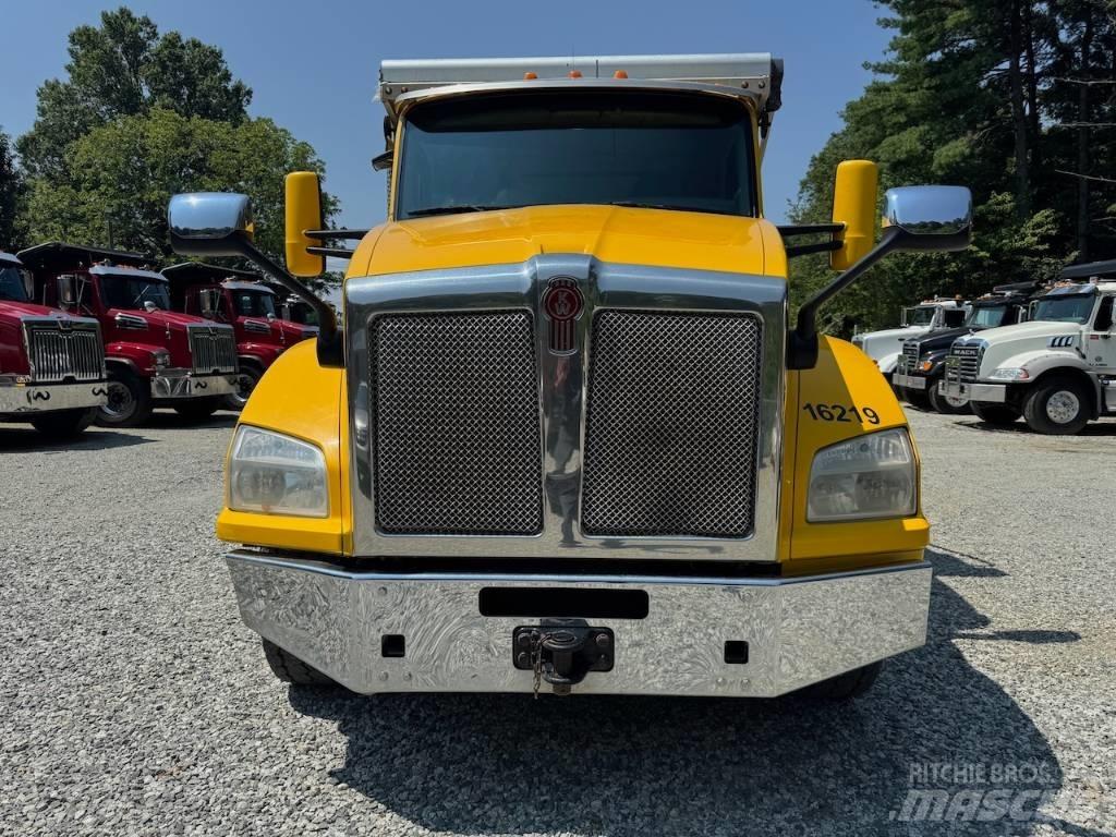 Kenworth T 880 Dump Trucks