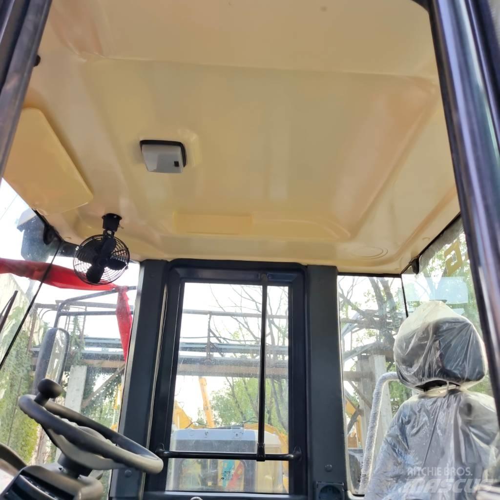 SDLG LG 956 F Wheel Loaders